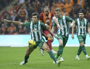 Galatasaray loses ground in tight league race