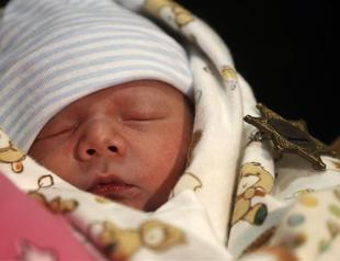 British lawmakers to vote on three-parent babies