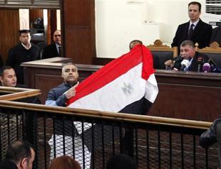 Al-Jazeera journalists freed from Egypt prison: families