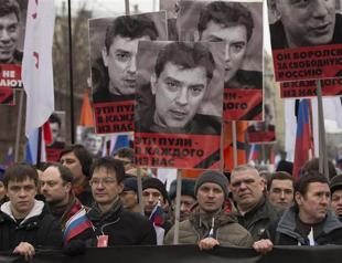 I am not afraid, Russians march in memory of murdered Putin critic