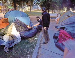 Istanbul policemen acquitted over burning Gezi tents