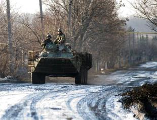Kerry due in Ukraine as talk of arming Kyiv grows