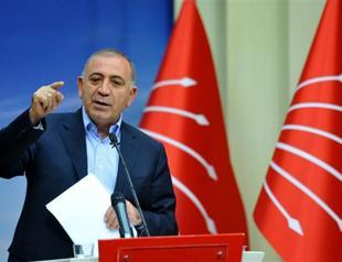 Turkish opposition castigates evacuation of tomb in northern Syria