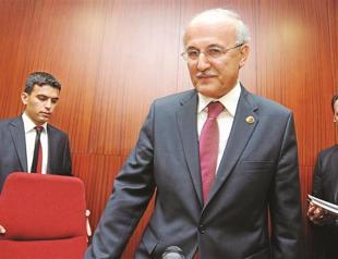 Chess game continues at Supreme Court of Appeals ahead of polls