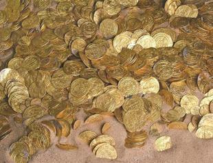 Record trove of gold coins in Mediterranean