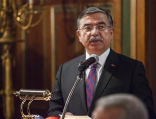 Turkish defense minister says foreign fighters ‘common enemy’