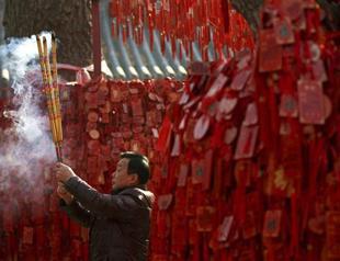 Asia rings in Year of the Sheep with fireworks, festivities