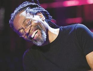 ‘Don’t worry, be happy’ star Bobby McFerrin in Istanbul
