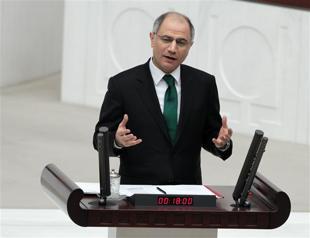 Interior minister addresses intelligence service for leaking Oslo talks