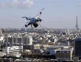 Court fines reporter for drone flights over Paris