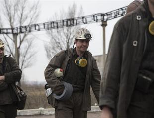 At least 32 miners killed in east Ukraine mine blast