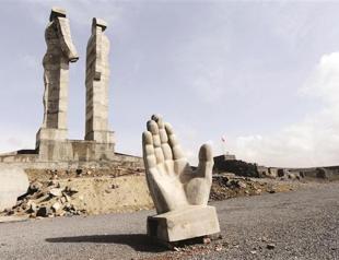 Artist ‘to party with’ Erdoğan’s money