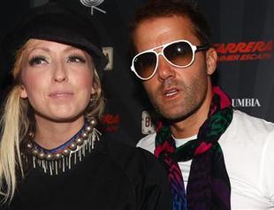 Hit duo Ting-Tings find voice in off-season resort