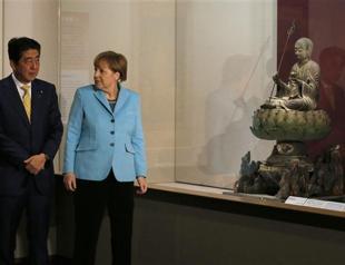 Merkel says honesty, generosity key in postwar reconciliation
