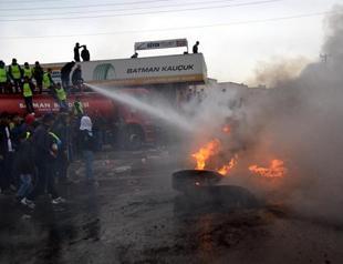 Clashes erupt during Nevruz celebrations in eastern Turkey, one child injured