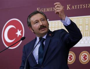 Turkish deputy resigns from party he founded