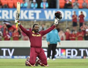 Gayles record double ton flattens Zimbabwe