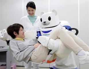 Japans Robear: Strength of a robot, face of a bear