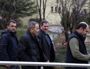 Turkey launches new raids on wire-tapping suspects