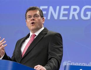 EU unveils plans for historic single energy market