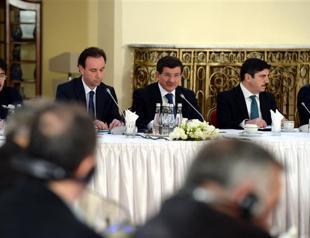 Turkish PM meets Syrian National Council, calls ‘democratic Syria’ ultimate objective