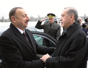 Ankara, Baku to show off strong bilateral ties with grand gestures in 2015