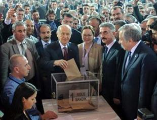 Turkeys nationalist opposition leader accuses ruling AKP of treason