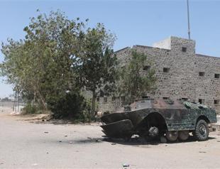 Huthis seize airport in key Yemeni city: security sources