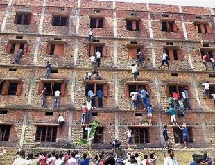 1,000 detained in India over exam cheating: police