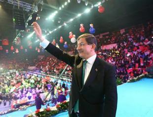 Turkish PM urges burying guns, not youths