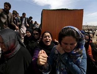 Afghan woman lynched over Koran-burning was innocent: minister