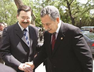 Ankara mayor calls for deputy PM’s resignation over row with President