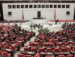 Turkish parties in crucial stage of polls before deadline