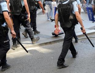 Police baton ‘service tool, not weapon:’ Lawyer
