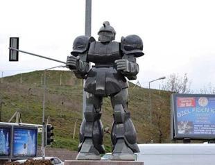 Turkish architects sue Ankara Mayor over ‘Transformers’ statue