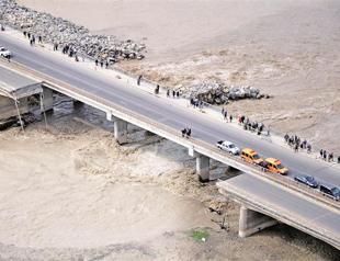 Probe into deaths of 15 in northern Turkey bridge collapse closed