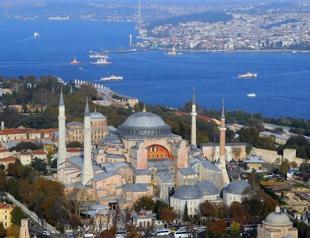 Pope’s remarks ‘to accelerate Hagia Sophia’s conversion into mosque’