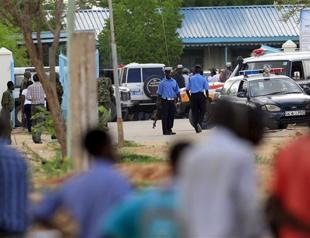 Shock, defiance in Kenya after Shebab massacre 147 at university