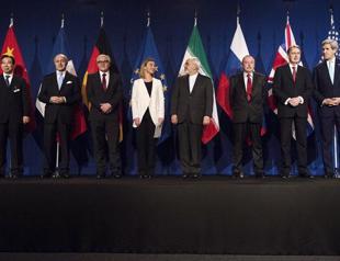 Iran, world powers agree ’historic’ framework nuclear deal