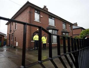 UK police arrest six at port on Syria-related offences