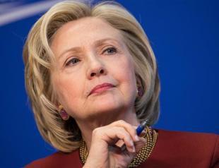 Hillary Clinton poised to step back into presidential fray