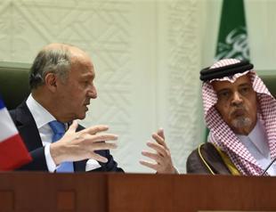 Coalition strikes Yemen rebels as France voices support