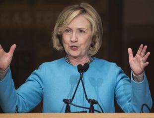 Clinton takes White House bid on the road