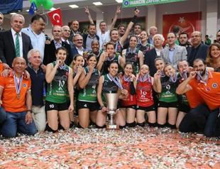Bursa’s women claim the Challenge Cup