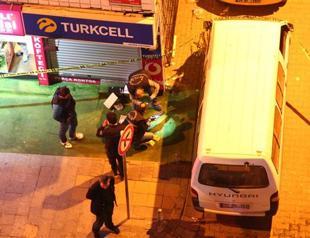 Two people killed, five injured in Istanbul gunfight