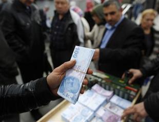 Turkish Lira, the champion loser against the dollar