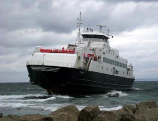 VIDEO: 198 people rescued after car ferry runs aground off Gallipoli