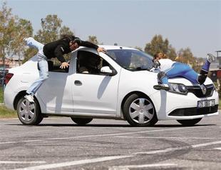 Stuntmen live with risk of death at any moment