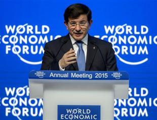 PM Davutoğlu gathers with business, civil society leaders in Davos