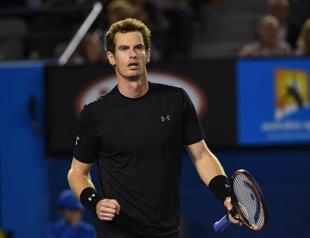 Murray rides luck to beat Dimitrov and reach quarters